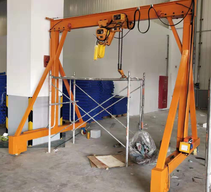 成華牌小型龍門(mén)吊